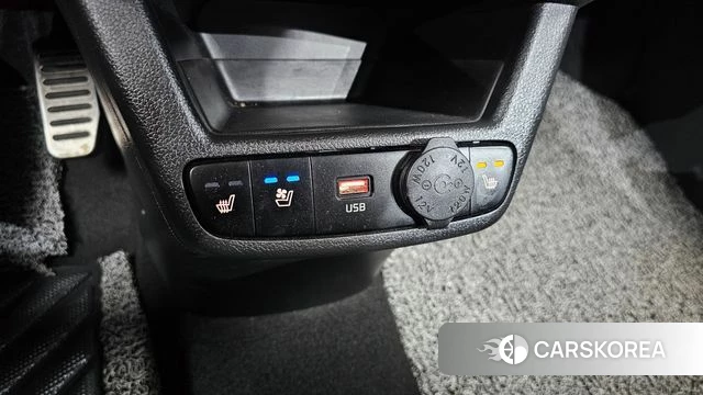 Kia The New Kia Ray EV 2024 Жемчужный цвет из Кореи, фото 3