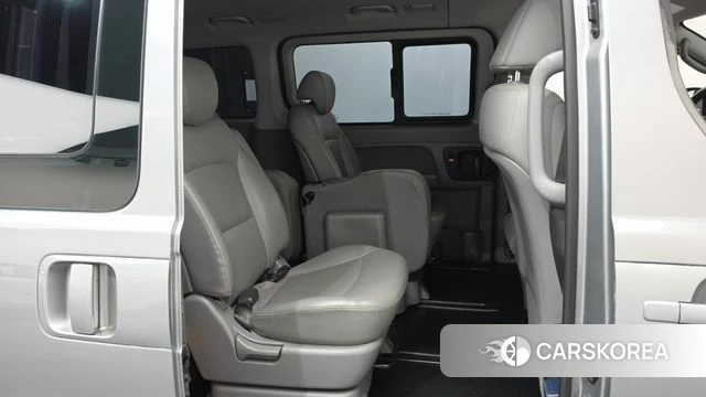 Hyundai The New Grand Starex 2018 Серебряный из Кореи, фото 3