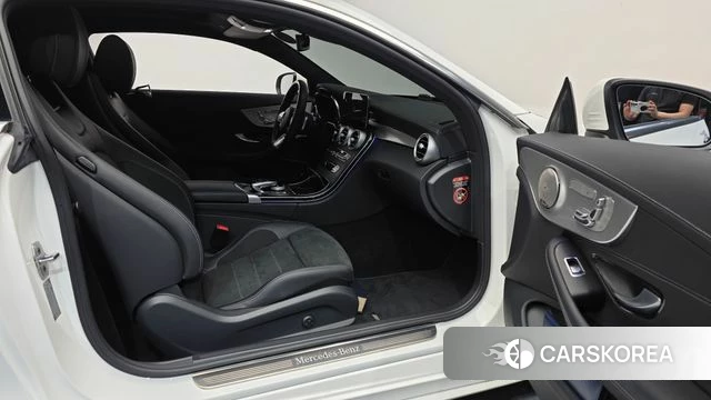 Mercedes-Benz C-Class W205 2022 Белый из Кореи, фото 3