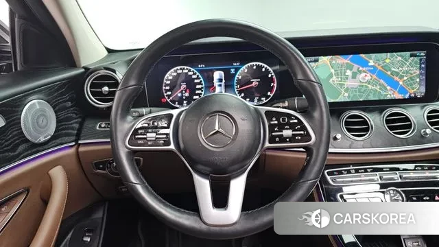 Mercedes-Benz E-Class W213 2020 Черный из Кореи, фото 3