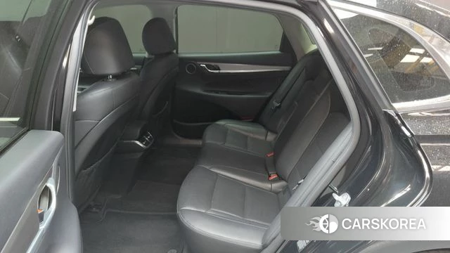 Hyundai The New Grandeur IG Hybrid 2022 Черный из Кореи, фото 3