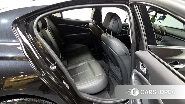 Genesis G70 2018 Черный из Кореи, фото 3