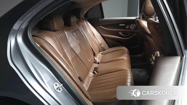 Mercedes-Benz E-Class W213 2020 Серый из Кореи, фото 3