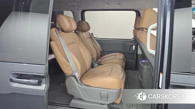 Hyundai Staria 2022 Серый из Кореи, фото 3