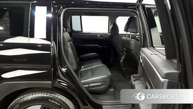 Hyundai Santa Fe (MX5) 2024 Черный из Кореи, фото 3