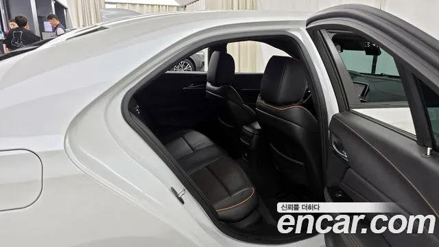 Cadillac CT4 2020 Белый из Кореи, фото 3