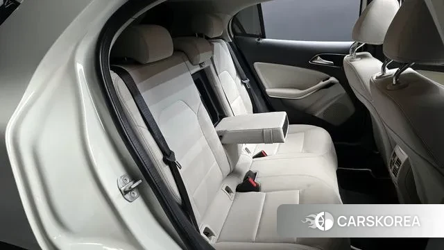 Mercedes-Benz GLA-Class X156 2018 Белый из Кореи, фото 3