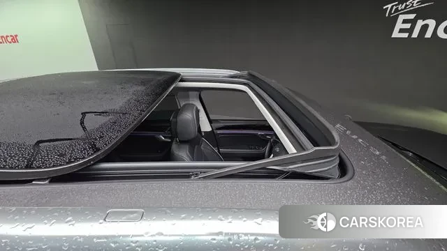 Volkswagen Touareg 3rd generation 2024 Серый из Кореи, фото 3