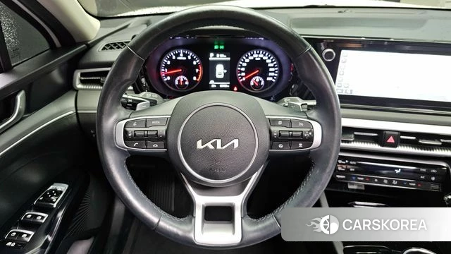 Kia K5 3rd generation 2023 Белый из Кореи, фото 3