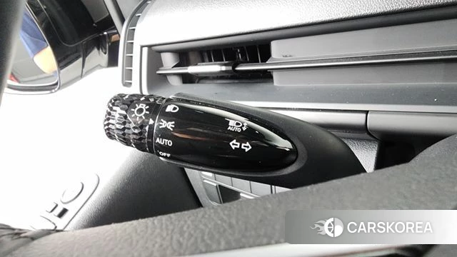 Hyundai Staria 2024 Белый из Кореи, фото 3