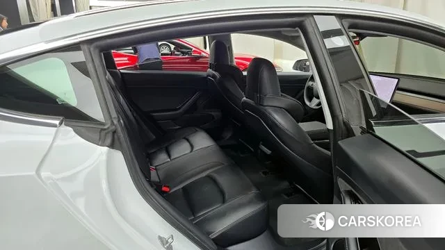 Tesla Model 3 2020 Белый из Кореи, фото 3