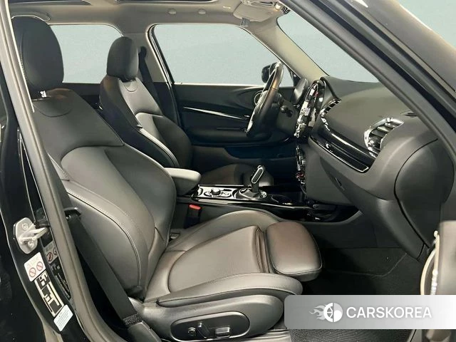 Mini Cooper Clubman 2023 Черный из Кореи, фото 3