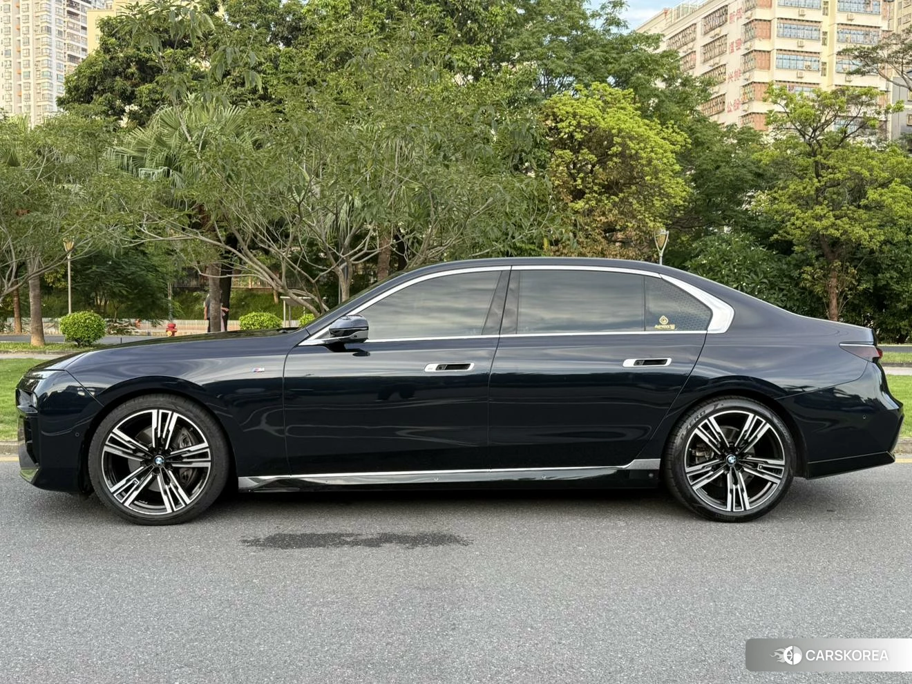BMW 7 series 2022 Черный из Китая, фото 3