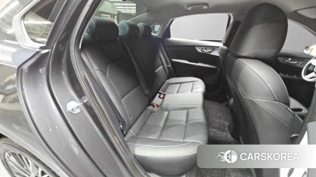 Kia The New K3 2nd generation 2021 Серый из Кореи, фото 3