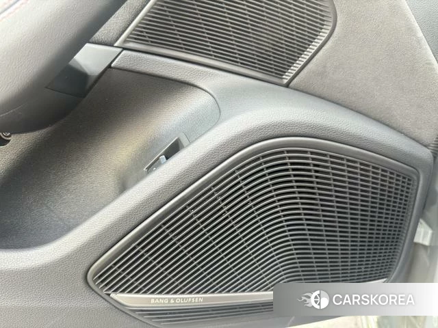 Audi S4 2022 Темно-серый из Китая, фото 3