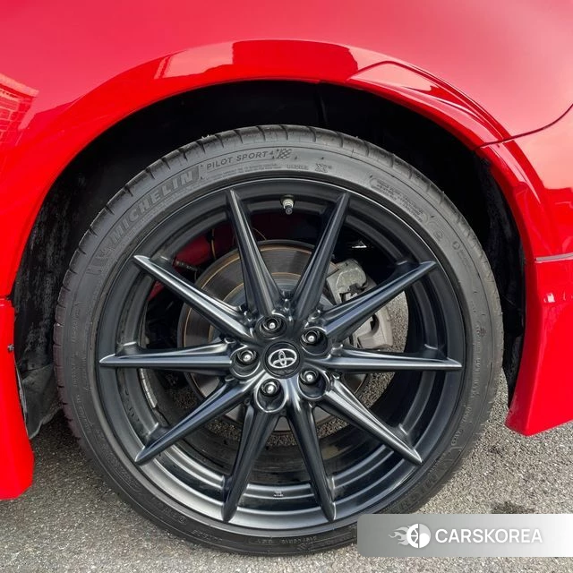 Toyota GR86 2024 Красный из Кореи, фото 3