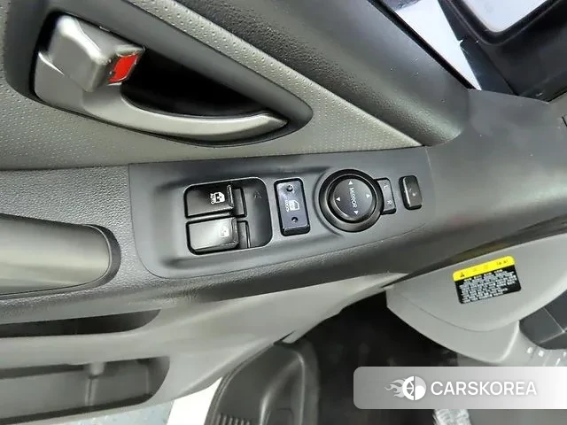 Hyundai The New Grand Starex 2018 Белый из Кореи, фото 3