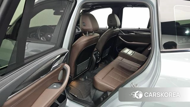 BMW X3 (G01) 2022 Серебристо-серый из Кореи, фото 3