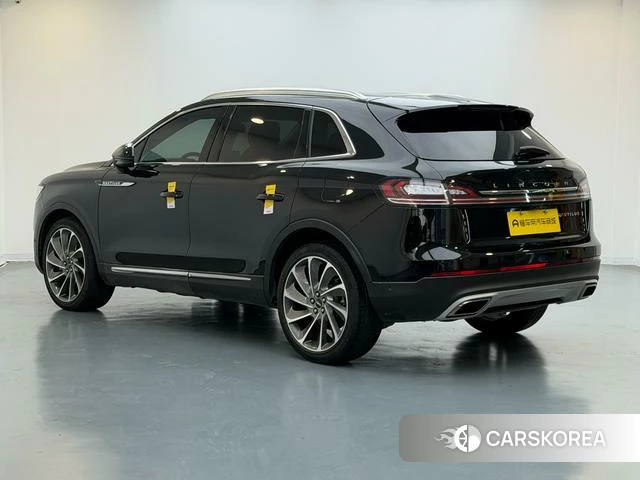 Lincoln Navigator 2021 Черный из Китая, фото 3