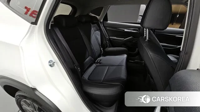 Kia Seltos 2022 Белый из Кореи, фото 3