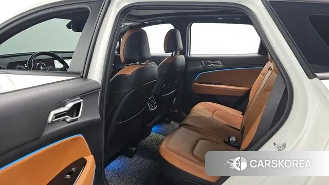 Kia Sportage 5th Generation 2022 Белый из Кореи, фото 3