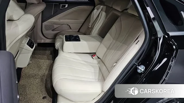 Kia The New K8 Hybrid 2025 Черный из Кореи, фото 3