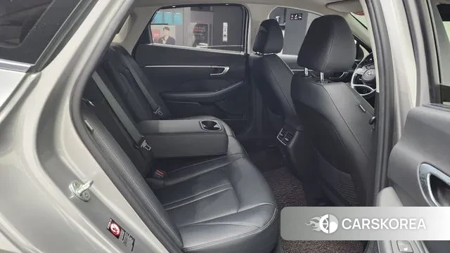 Hyundai Sonata (DN8) 2021 Серебряный из Кореи, фото 3