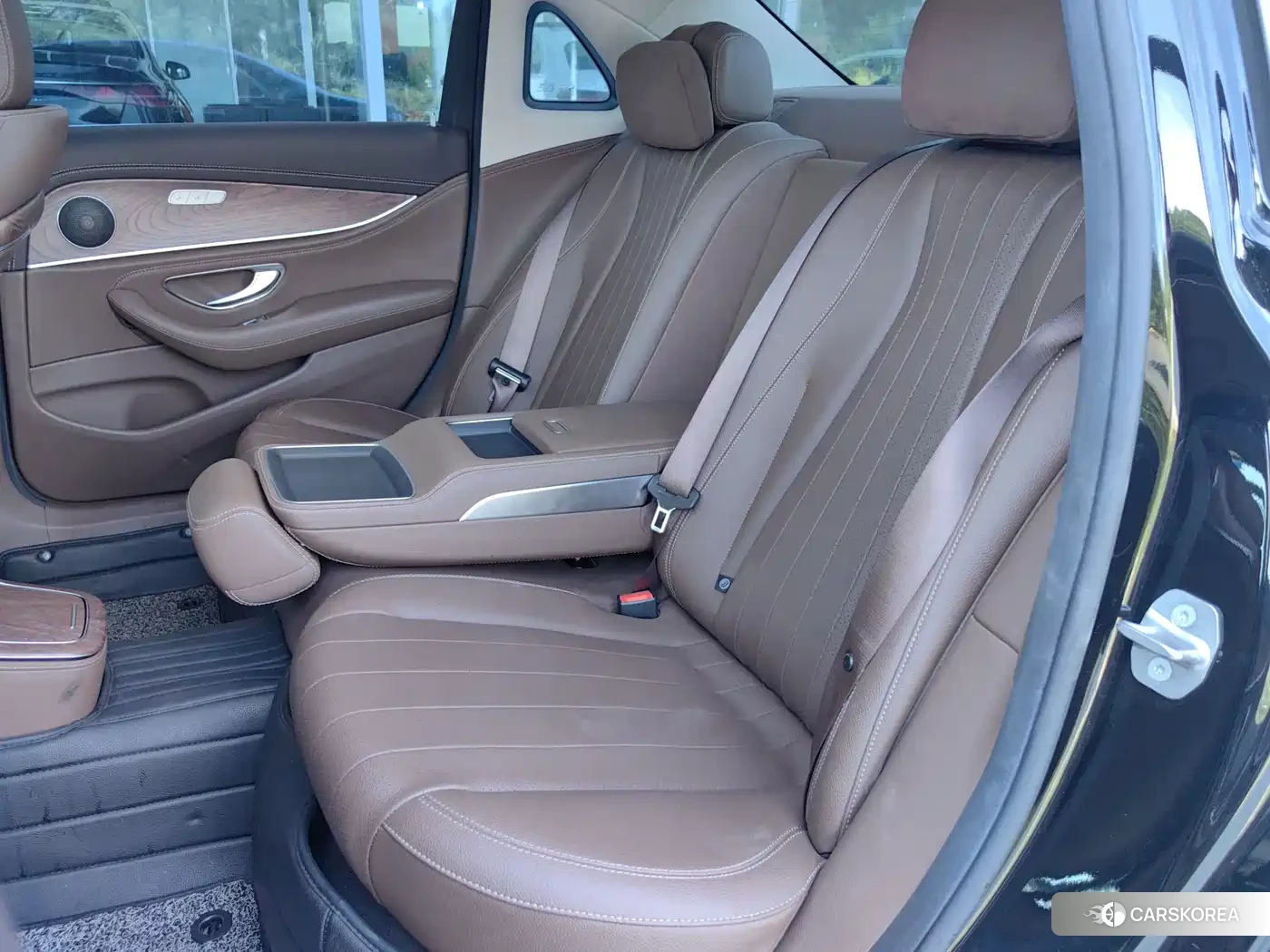 Mercedes-Benz E-Class 2023 Черный из Китая, фото 3