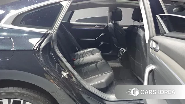 Volkswagen Arteon 2019 Черный из Кореи, фото 3