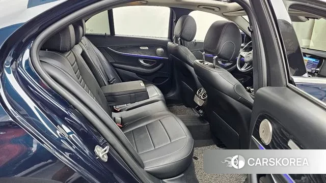 Mercedes-Benz E-Class W213 2018 Синий из Кореи, фото 3