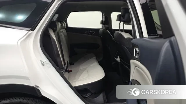 Kia Sportage 5th Generation 2023 Белый из Кореи, фото 3