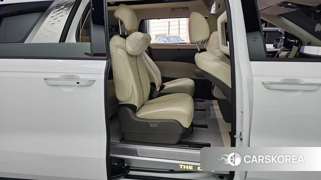 Kia The New Carnival 4th Generation 2025 Белый из Кореи, фото 3