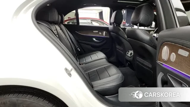 Mercedes-Benz E-Class W213 2022 Белый из Кореи, фото 3