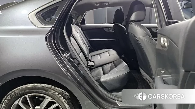 Kia The New K3 2nd generation 2021 Серый из Кореи, фото 3