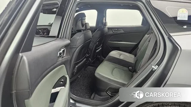 Kia Sportage 5th Generation Hybrid 2024 Черный из Кореи, фото 3