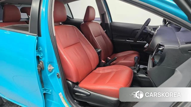 Toyota Prius C 2018 Синий из Кореи, фото 3
