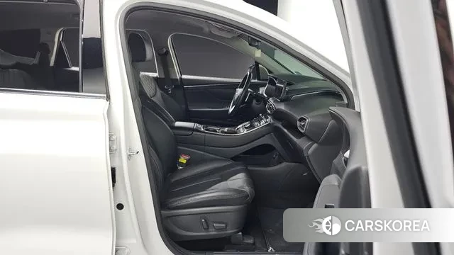 Hyundai The New Santa Fe 2023 Белый из Кореи, фото 3