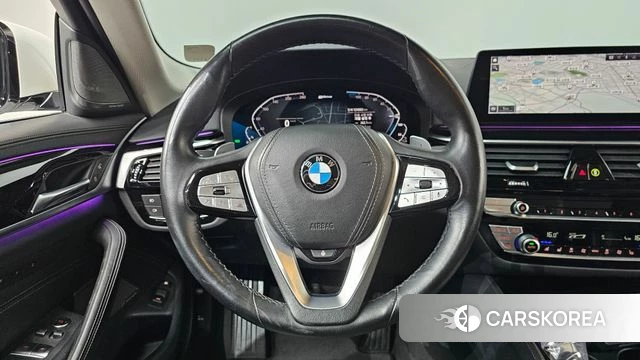 BMW 5 Series (G30) 2020 Белый из Кореи, фото 3