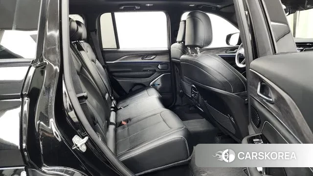 Jeep Grand Cherokee (WL) 2022 Черный из Кореи, фото 3