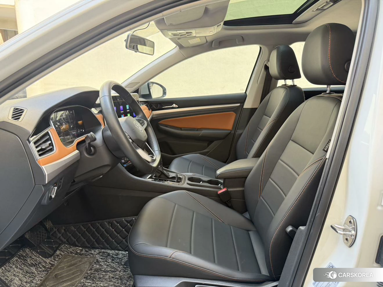 Volkswagen Bora 2022 Белый из Китая, фото 3