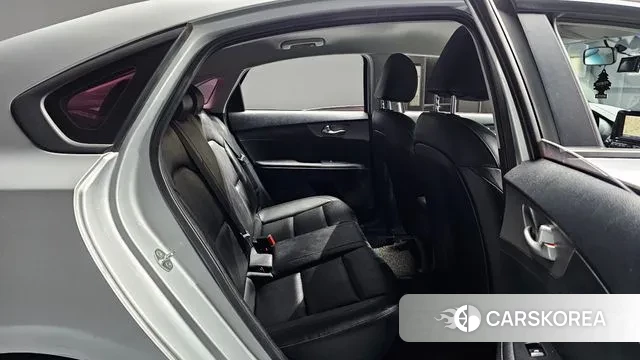 Kia Come New K3 2018 Серебристо-серый из Кореи, фото 3