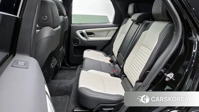 Land Rover Discovery Sports 2nd Generation 2024 Черный из Кореи, фото 3