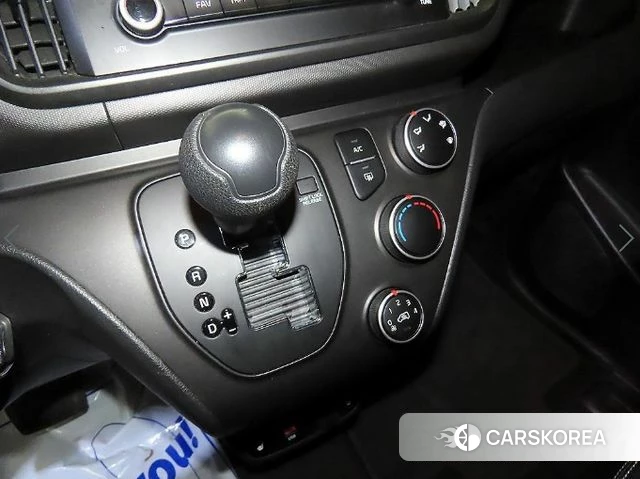 Kia The New Kia Ray 2022 Серебристо-серый из Кореи, фото 3