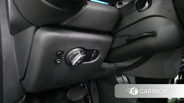 Mini Cooper 2023 Белый из Кореи, фото 3