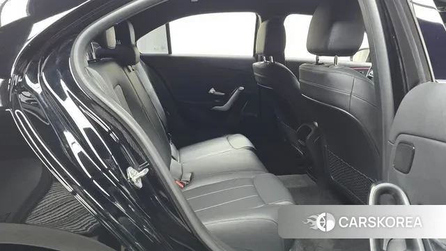 Mercedes-Benz A-Class W177 2021 Черный из Кореи, фото 3