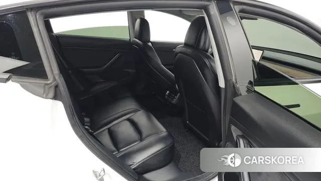 Tesla Model 3 2022 Белый из Кореи, фото 3