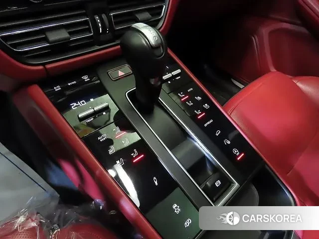 Porsche Macan 2022 Черный из Кореи, фото 3