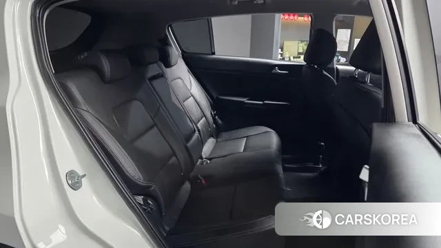 Kia Sportage The Bold 2021 Белый из Кореи, фото 3