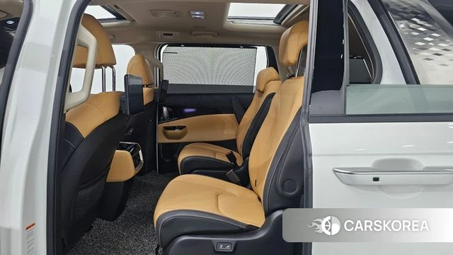 Kia Carnival 4th generation 2023 Белый из Кореи, фото 3
