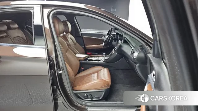 Genesis G70 2018 Коричневый из Кореи, фото 3